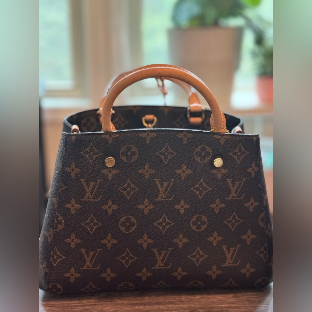 Louis Vuitton Montaigne BB